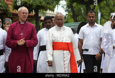 Negombo, Sri lanka. 29th Aug, 2019. The Archbishop of Canterbury Justin Welby (L) and archbishop of Colombo Cardinal Malcolm Ranjith (R) at St. Sebastian's church in Katuwapitiya village, Negombo, Sri Lanka, August. 29, 2019. Credit: Pradeep Dambarage/ZUMA Wire/Alamy Live News Stock Photo