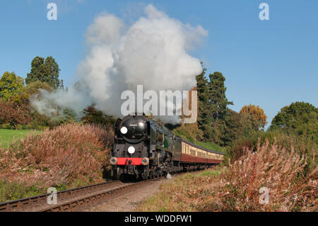 Bullied Pacific No.34053 departs Bridgnorth on the SVR Stock Photo