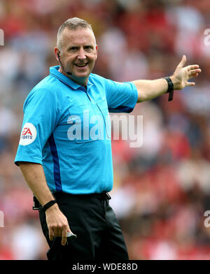 Jon Moss, match referee Stock Photo