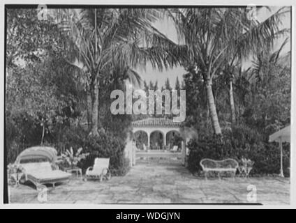 George Huntington Hartford, residence on El Vedado Rd., Palm Beach, Florida. Abstract/medium: Gottscho-Schleisner Collection Stock Photo