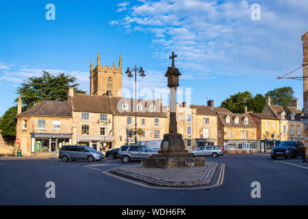 Market place in the early morning light. Stow On the Wold, Cotswolds, Gloucestershire, England Stock Photo