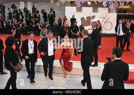 VENICE, Italy. 29th Aug, 2019. Scarlett Johansson walks the red carpet ahead of the 'Marriage Story' screening during the 76th Venice Film Festival at Sala Grande on August 29, 2019 in Venice, Italy. Credit: Andrea Merola/Awakening/Alamy Live News Stock Photo