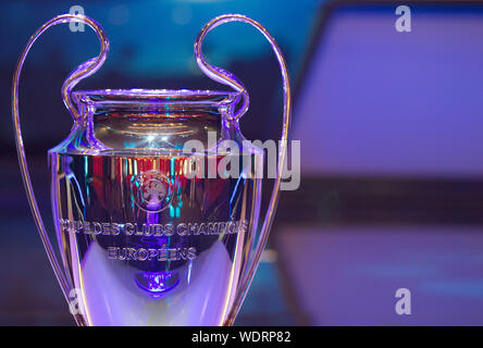 Monaco, Monaco. 29th Aug, 2019. Monaco, Monte Carlo - August 29, 2019: UEFA Champions League Group Stage Draw and Player of the Year Awards, Season Kick Off 2019-2020 Atmosphere with Trophy Credit: Mandoga Media/Alamy Live News