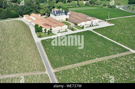 France, Gironde, Pauillac, Chateau Grand Puy Lacoste, 5th growth Pauillac (aerial view) Stock Photo