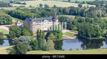 France, Maine et Loire, Saint Georges sur Loire, Chateau de Serrant (aerial view) Stock Photo