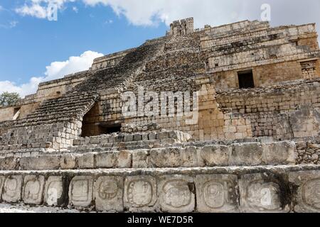 Mexico, Campeche state, Edzna, Maya archaeological site, glyphs at the base of the temple of the 5 storeys Stock Photo