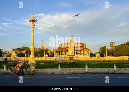 Cambodia, Phnom Penh, the Royal Palace, residence of the King of Cambodia, built in 1860 Stock Photo