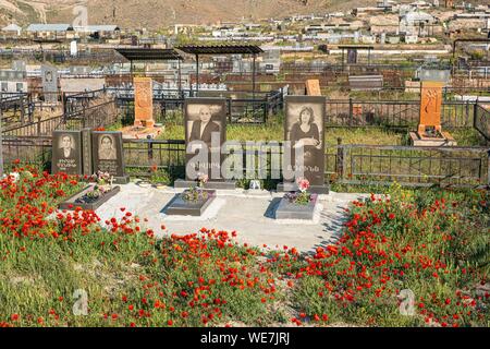 Armenia, Ararat region, cemetery at the foot of Khor Virap monastery Stock Photo