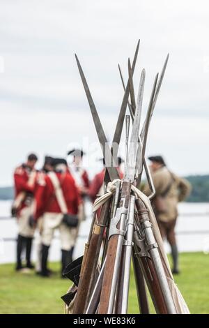 United States, New England, Massachusetts, Cape Ann, Gloucester, re-enactors of the Battle of Gloucester, August 8-9, 1775, battle convinced the Americans of the need of creating an American Navy to fight against the British, American Revolutionary War-era muskets Stock Photo