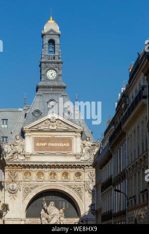 France, Paris, headquarters of the former bank, Comptoir National d&#x2019;Escompte de Paris, built between 1878 and 1881 under the architect Edouard Jules Corroyer now headquarters of BNP Paribas bank located Rue Bergere Stock Photo