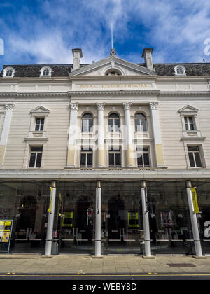 Exterior facade of The Royal Lyceum Theatre on July 30 2017 in Edinburgh, Scotland. The Royal Lyceum Theatre Company is Scotland's leading producing t Stock Photo