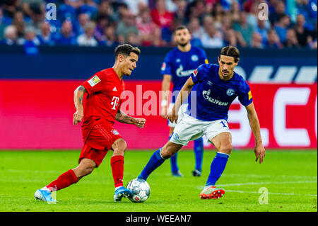 24 augustus 2019 Gelsenkirchen, Germany Soccer Schalke 04 v Bayern Munchen   24-08-2019: Voetbal: Schalke 04 v Bayer Munchen: Gelsenkirchen L-R FC Bayern Munchen player Philippe Coutinho Stock Photo