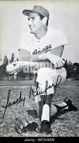 Sandy Koufax Los Angeles Dodgers Signed Autographed 8x10 Photo – Sports- Autographs.com