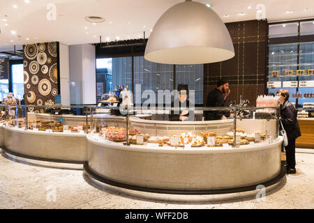 LA GRANDE EPICERIE , PARIS Stock Photo - Alamy