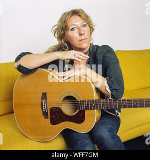 Martha Wainwright photographed on 17th May 2006. Primrose Hill, London, England, United Kingdom. Stock Photo