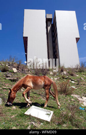 Serpentone Roma Social housing known as Corviale or Serpentone (snake) on the outskirts ...