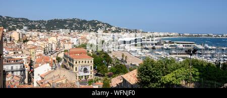 France, Alpes-Maritimes , Cannes, Suquet district and harbour Stock Photo