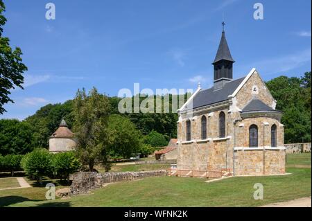 France, Yvelines, haute vallée de Chevreuse natural regional park, Magny les hameaux, Port Royal des champs Cistercian abbey founded in 1204, oratory and ruins from the ancient church Stock Photo