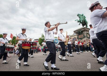 France, Seine Maritime, Rouen, Armada 2019, parade of the Breton sailors brass band in front of the City Hall Stock Photo