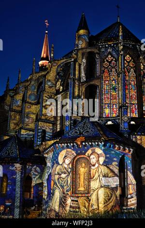 France, Eure et Loir, Chartres, Saint Pierre church illuminated during Chartres en Lumieres, apse, stained glass windows dated 13th and 14th centuries Stock Photo