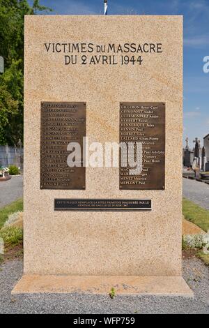 France, Nord, Villeneuve d'Ascq, Ascq cemetery, graves and memorial of the victims of the Ascq massacre that occurred during the night of April 1 to 2, 1944 during which 86 civilians were shot by the Germans Stock Photo