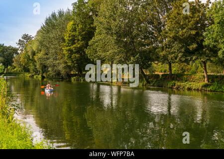 France, Somme, Valley of the Somme, Long, the banks of the Somme along the river Stock Photo