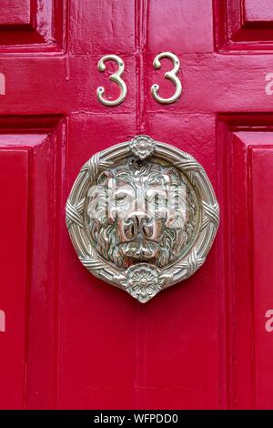 Ireland, Dublin, Merrion Square, the famous colorful doors and their brass knobs and handles typically from Georgian art Stock Photo