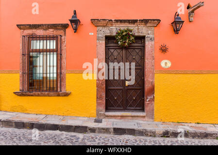 Facade of a colourful house, San Miguel de Allende, Mexico Stock Photo