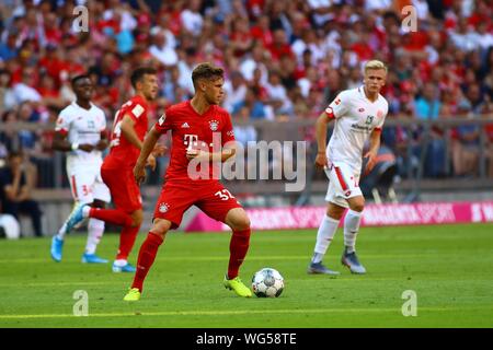 Muenchen, Germany 31st August 2019: 1. BL - 19/20 - FC Bayern Munich Vs. FSV FSV FSV Mainz 05 Joshua Kimmich (Bayern Munich) action. Single image .with ball // DFL regulations prohibit any use of photographs as image sequences and/or quasi-video. // | usage worldwide Stock Photo