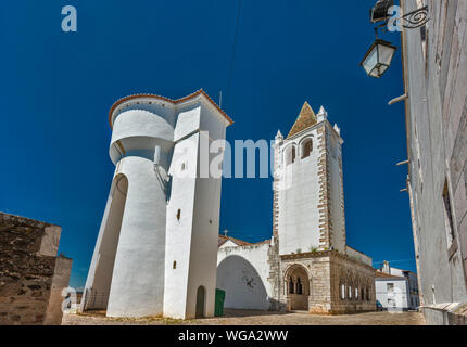Water tower and tower at former City Hall, now Galeria de Desenho on castle hill, in Estremoz, Evora district, Alentejo Central, Portugal Stock Photo
