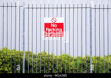 No parking keep clear at all times sign Stock Photo