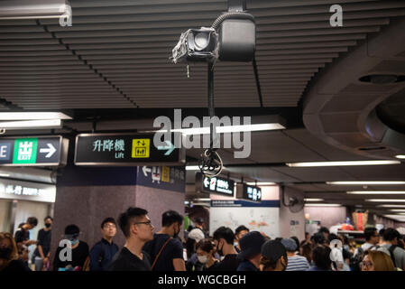 Hong Kong, China. 31st Aug, 2019. A vandalised security camera at Causeway Bay MTR subway station during the protests.Anti-government demonstrations continue one more weekend in Hong Kong, these began in June 2019 over a now-suspended extradition bill to China. Credit: SOPA Images Limited/Alamy Live News Stock Photo
