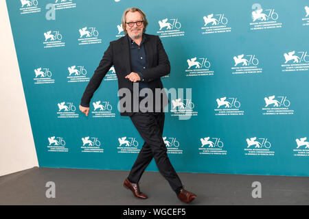 Venice, Italy. 01st Sep, 2019. Gary Oldman attends a photocall for the World Premiere of The Laundromat during the 76th Venice Film Festival at Palazzo del Cinema on September 01, 2019 in Venice, Italy. Credit: Awakening/Alamy Live News Stock Photo