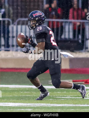 Saturday Aug 31st- Huskies running back Jordan Nettles (28)bobbles a short pass reception during NCAA football game action between the Northern Illinois Huskies vs the Illinois State University Redbirds at Huskie Stadium in DeKalb, IL Stock Photo