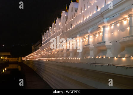 KANDY/ SRI LANKA, AUGUST 04-2019: Famous Buddha Temple of the Sacred Tooth Relic at Kandy,Sri Lanka -UNESCO World Heritage Site. This one of the famou Stock Photo