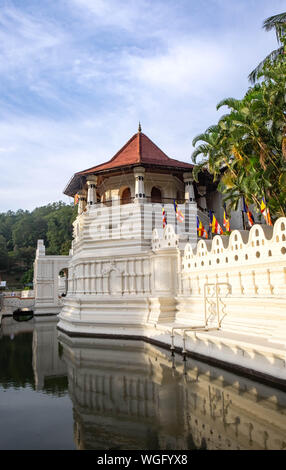 KANDY/ SRI LANKA, AUGUST 04-2019: Famous Buddha Temple of the Sacred Tooth Relic at Kandy,Sri Lanka -UNESCO World Heritage Site. This one of the famou Stock Photo