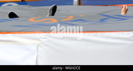 Berlin, Germany. 01st Sep, 2019. Athletics, pole vault: Meeting, ISTAF (International Stadium Festival) in the Olympic Stadium. Armand Duplantis from Sweden wins in pole vault and lies in the jumping mat. Credit: Jens Büttner/dpa-Zentralbild/dpa/Alamy Live News Stock Photo