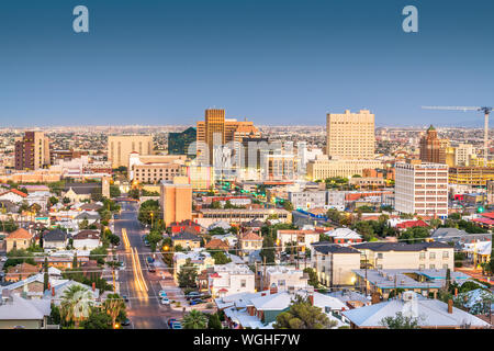 El Paso, Texas, USA  downtown city skyline at dusk with Juarez, Mexico in the distance. Stock Photo