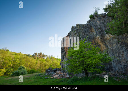 Disused quarry at Velvet Bottom which forms part of the Cheddar complex in the Mendip Hills National Landscape, Somerset, England. Stock Photo
