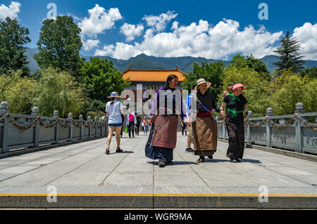 The Three Pagodas of Chongsheng Temple near Dali Old Town, Yunnan province, China. Scenic mountains are visible in background. Stock Photo