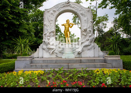 Statue of Johann Strauss in Stadtpark in Vienna Austria Stock Photo