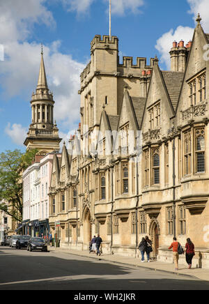 Oxford High Street by Brasenose College Oxford England UK Stock Photo