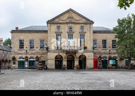 The Town Hall, Market Place, City of Wells, Somerset, England, UK Stock Photo