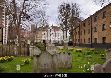 A view from St Mary's churchyard towards St Mary Rotherhithe Bluecoat Free School founded by Peter Hill and Robert Bell in 1613, London, England, UK Stock Photo