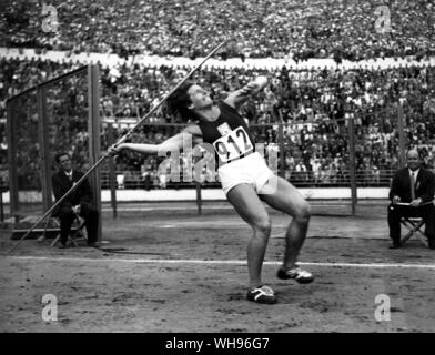 Photo Ancienne JO Helsinki 1952 - Emil Zatopek Remporte Le 5000m, Suisse