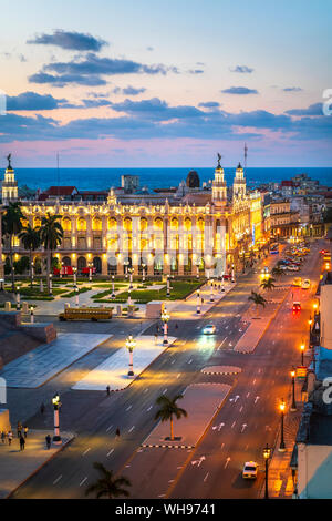 Aerial view the Gran Teatro de La Habana and El Capitolio at dusk, UNESCO World Heritage Site, Havana, Cuba, West Indies, Caribbean, Central America Stock Photo