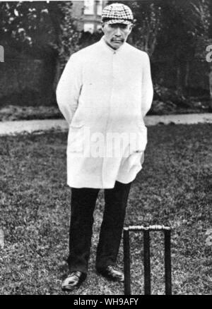 Jim Phillips 1860-1930 Umpire, originally a medium paced bowler from Victoria, came to England to study engineering play for Middlesex Stock Photo