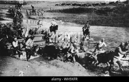 WW1: German artillery on the march forward. Mesopotamia. Stock Photo