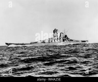 Japanese battleship yamato hi-res stock photography and