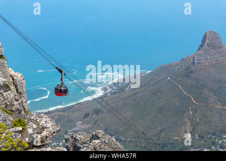 Cable car of the Table Mountain Aerial Cableway ascending to the top station, Table Mountain, Cape Town, South Africa Stock Photo